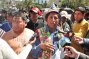 Vecinos del cerro Cota de Quillacollo marchan en La Paz en defensa de sus viviendas